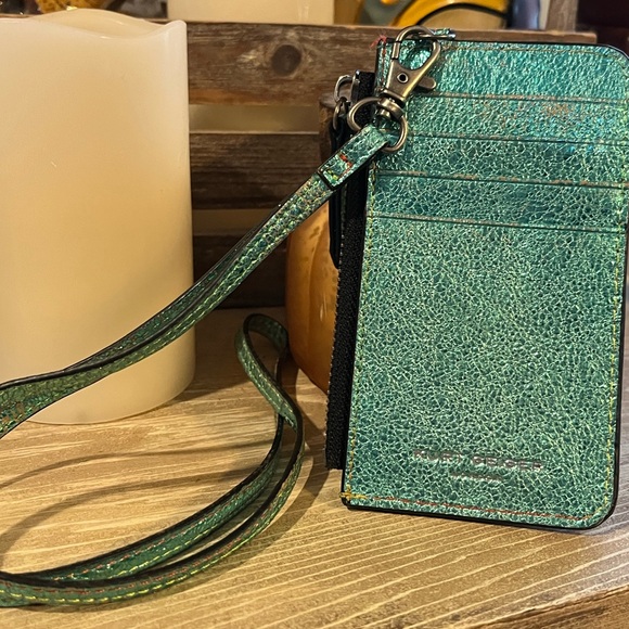 Kurt Geiger Metallic Quilted Card Holder with Lanyard - Picture 2 of 8